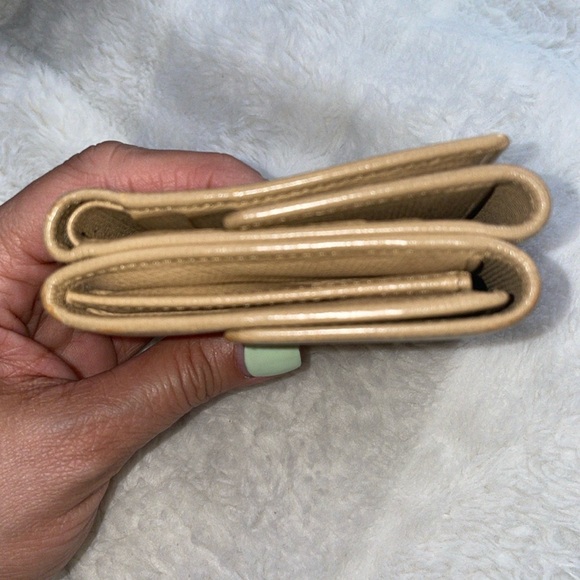 CHANEL Sevruga Compact Wallet Leather - Picture 10 of 14